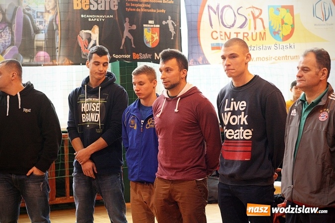 Zdjęcie w galerii na portalu naszwodzislaw.com: Boxing Day w Wodzisławiu. Przekonywali, że sport jest lepszy od używek wiadomości z regionu