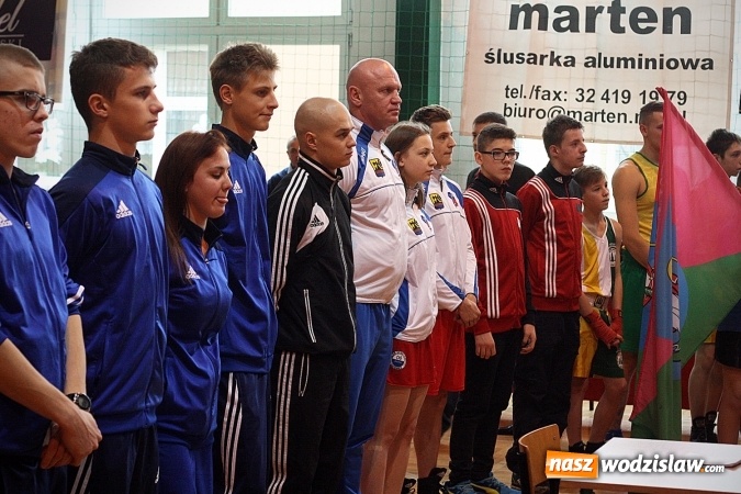 Zdjęcie w galerii na portalu naszwodzislaw.com: Boxing Day w Wodzisławiu. Przekonywali, że sport jest lepszy od używek wiadomości z regionu