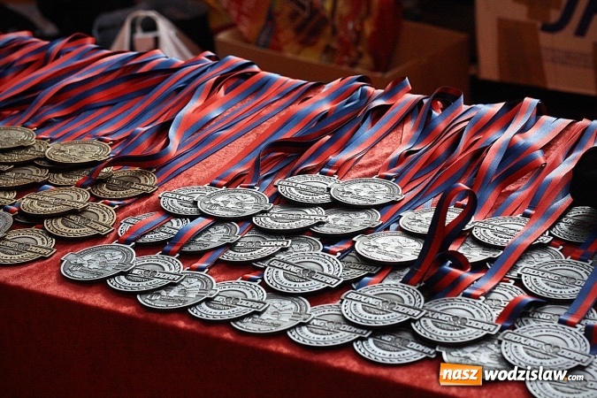 Zdjęcie w galerii na portalu naszwodzislaw.com: Boxing Day w Wodzisławiu. Przekonywali, że sport jest lepszy od używek wiadomości z regionu