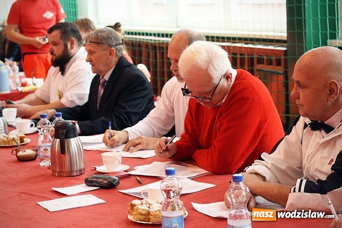 Zdjęcie w galerii na portalu naszwodzislaw.com: Boxing Day w Wodzisławiu. Przekonywali, że sport jest lepszy od używek wiadomości z regionu