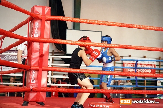 Zdjęcie w galerii na portalu naszwodzislaw.com: Boxing Day w Wodzisławiu. Przekonywali, że sport jest lepszy od używek wiadomości z regionu