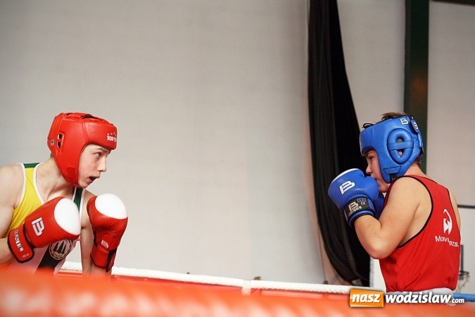 Zdjęcie w galerii na portalu naszwodzislaw.com: Boxing Day w Wodzisławiu. Przekonywali, że sport jest lepszy od używek wiadomości z regionu
