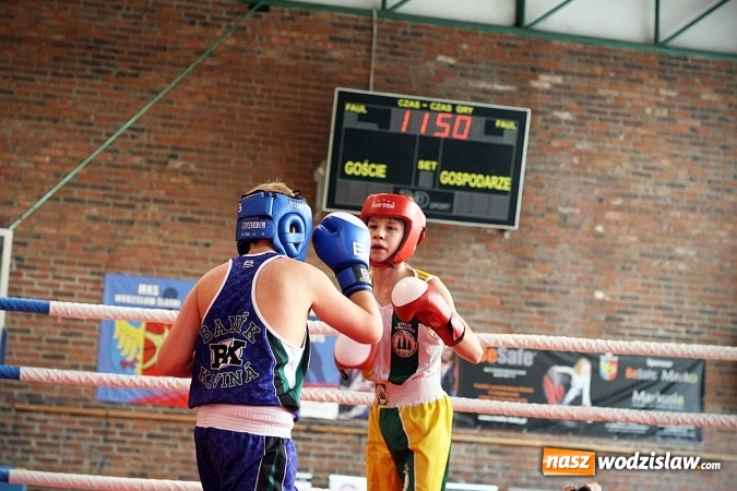 Zdjęcie w galerii na portalu naszwodzislaw.com: Boxing Day w Wodzisławiu. Przekonywali, że sport jest lepszy od używek wiadomości z regionu