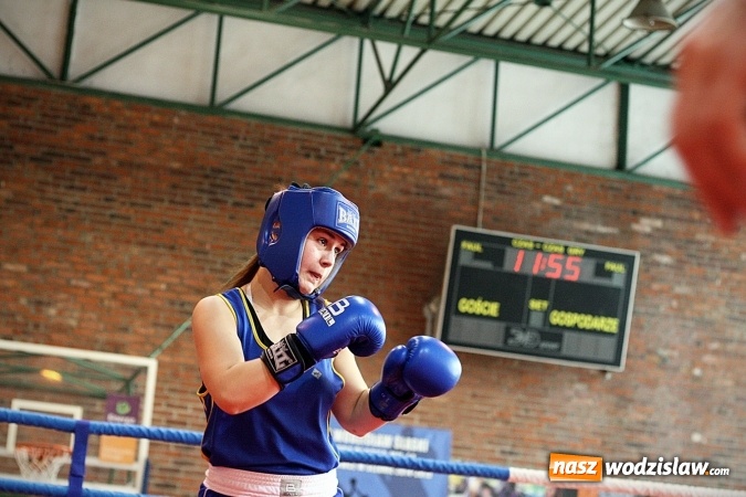 Zdjęcie w galerii na portalu naszwodzislaw.com: Boxing Day w Wodzisławiu. Przekonywali, że sport jest lepszy od używek wiadomości z regionu