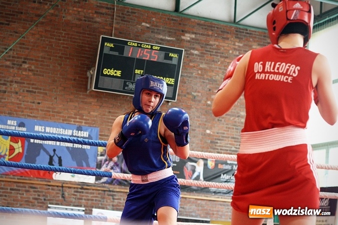 Zdjęcie w galerii na portalu naszwodzislaw.com: Boxing Day w Wodzisławiu. Przekonywali, że sport jest lepszy od używek wiadomości z regionu