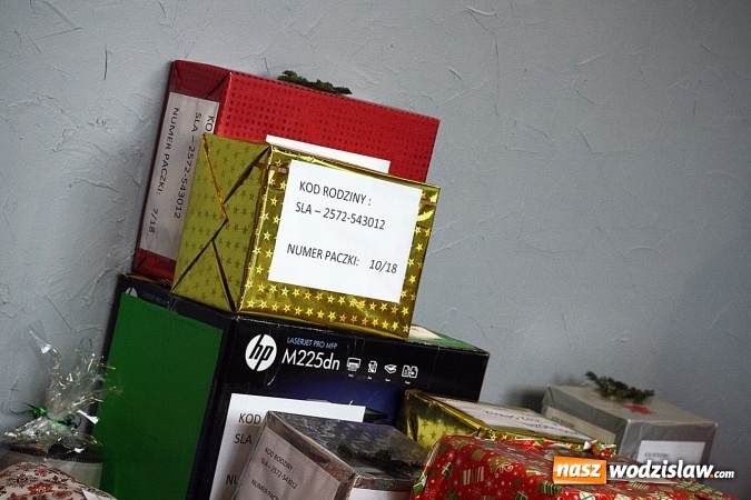 Zdjęcie w galerii na portalu naszwodzislaw.com: Finał Szlachetnej Paczki. W Wodzisławiu pomoc otrzyma 77 rodzin  wiadomości z regionu