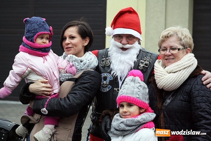 Zdjęcie w galerii na portalu naszwodzislaw.com: W Pszowie Mikołaje przyjechały na motorach wiadomości z regionu