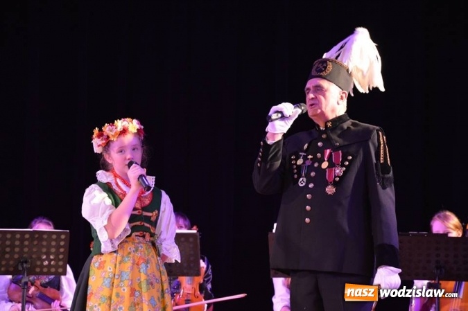 Zdjęcie w galerii na portalu naszwodzislaw.com: MOK Radlin: VII Gala Konkursu Fedrowani w Godce wiadomości z regionu