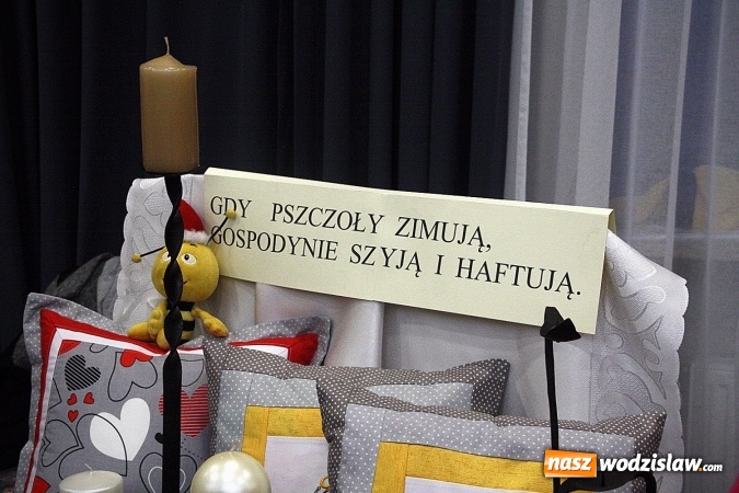 Zdjęcie w galerii na portalu naszwodzislaw.com: I Gorzycki Jarmark Pszczeli. FOTORELACJA wiadomości z regionu