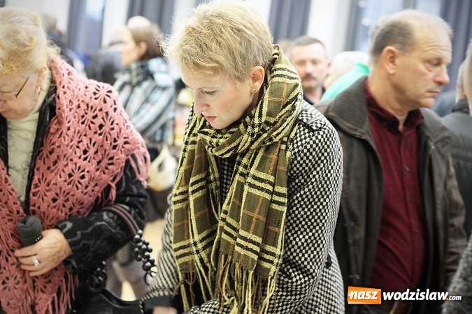 Zdjęcie w galerii na portalu naszwodzislaw.com: I Gorzycki Jarmark Pszczeli. FOTORELACJA wiadomości z regionu