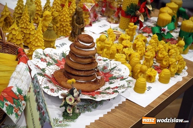 Zdjęcie w galerii na portalu naszwodzislaw.com: I Gorzycki Jarmark Pszczeli. FOTORELACJA wiadomości z regionu