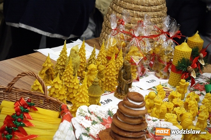 Zdjęcie w galerii na portalu naszwodzislaw.com: I Gorzycki Jarmark Pszczeli. FOTORELACJA wiadomości z regionu