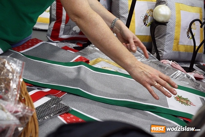 Zdjęcie w galerii na portalu naszwodzislaw.com: I Gorzycki Jarmark Pszczeli. FOTORELACJA wiadomości z regionu