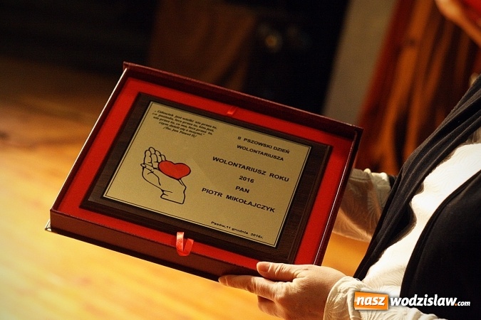 Zdjęcie w galerii na portalu naszwodzislaw.com: Pszów: Jarmark odwołany, wolontariusze nagrodzeni  wiadomości z regionu