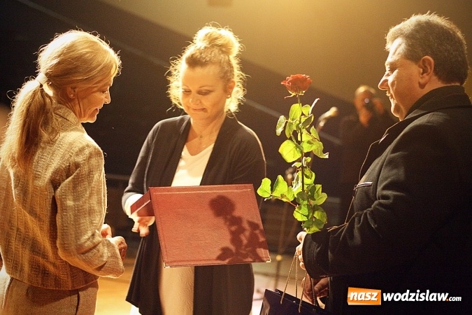 Zdjęcie w galerii na portalu naszwodzislaw.com: Pszów: Jarmark odwołany, wolontariusze nagrodzeni  wiadomości z regionu