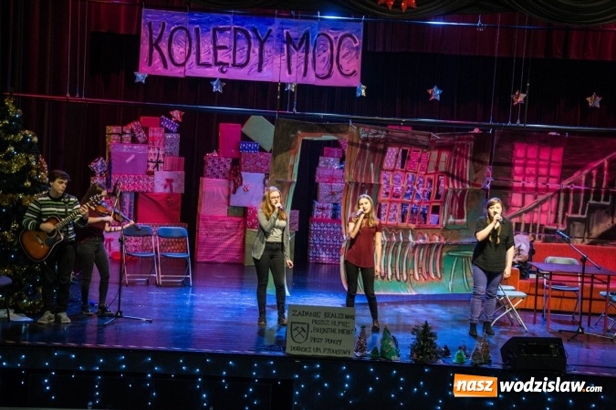 Zdjęcie w galerii na portalu naszwodzislaw.com: Jubileuszowy X Jarmark Harcerski w RCK wiadomości z regionu