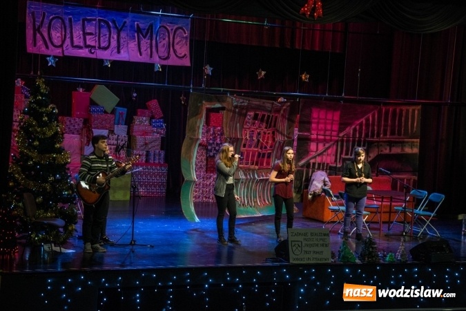 Zdjęcie w galerii na portalu naszwodzislaw.com: Jubileuszowy X Jarmark Harcerski w RCK wiadomości z regionu