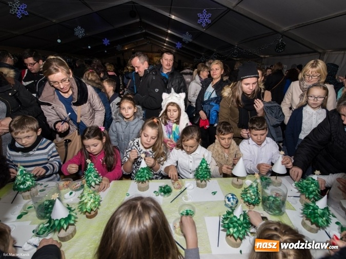 Zdjęcie w galerii na portalu naszwodzislaw.com: Połomia: To był festiwal pełen dobrej muzyki teatru i niespodzianek wiadomości z regionu