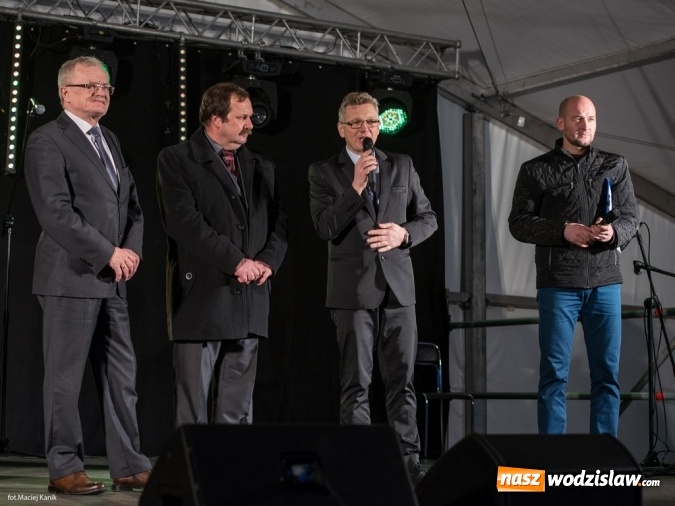 Zdjęcie w galerii na portalu naszwodzislaw.com: Połomia: To był festiwal pełen dobrej muzyki teatru i niespodzianek wiadomości z regionu