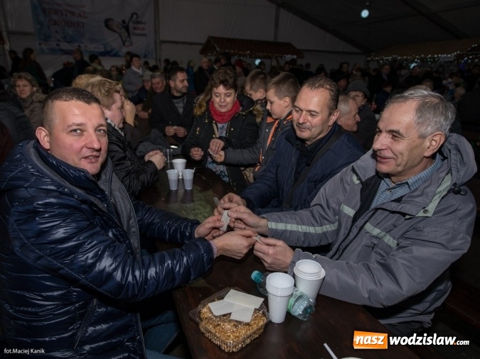 Zdjęcie w galerii na portalu naszwodzislaw.com: Połomia: To był festiwal pełen dobrej muzyki teatru i niespodzianek wiadomości z regionu