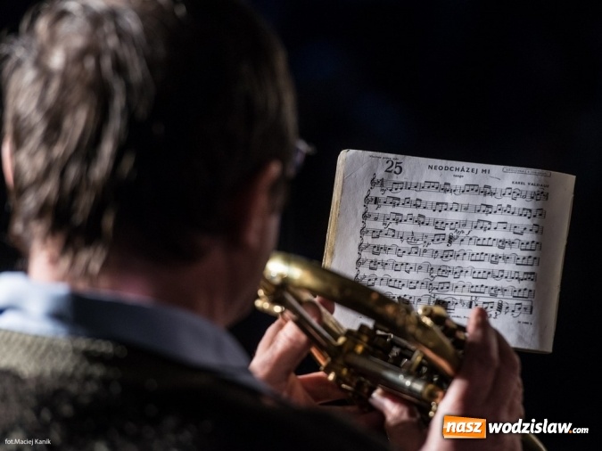 Zdjęcie w galerii na portalu naszwodzislaw.com: Połomia: To był festiwal pełen dobrej muzyki teatru i niespodzianek wiadomości z regionu