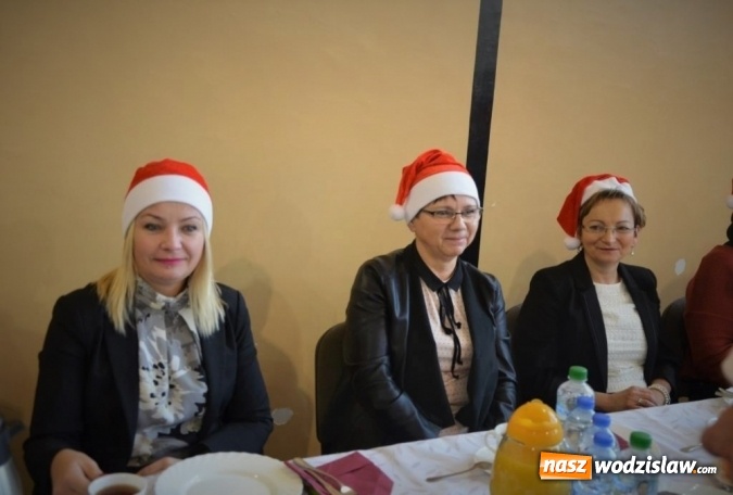 Zdjęcie w galerii na portalu naszwodzislaw.com: Mikołajki w Lodowej Krainie wiadomości z regionu