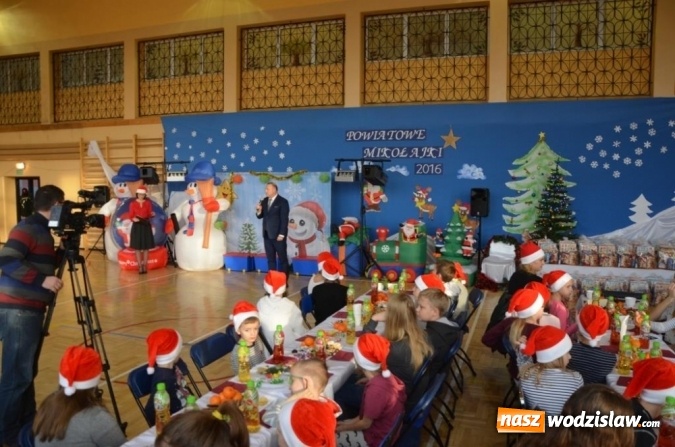 Zdjęcie w galerii na portalu naszwodzislaw.com: Mikołajki w Lodowej Krainie wiadomości z regionu