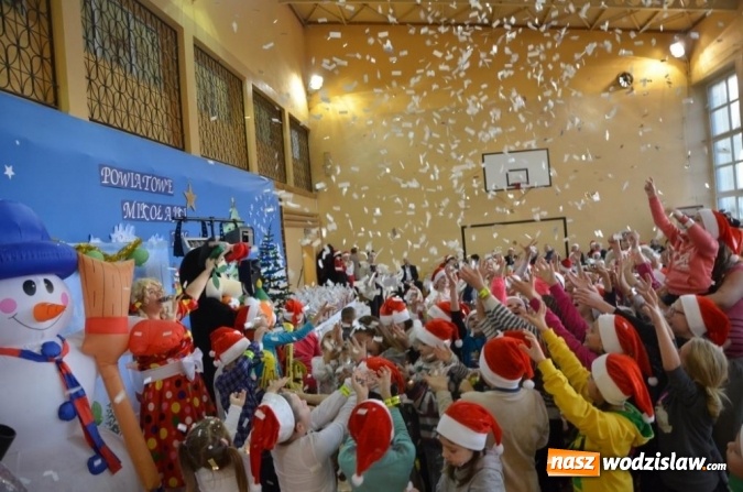 Zdjęcie w galerii na portalu naszwodzislaw.com: Mikołajki w Lodowej Krainie wiadomości z regionu