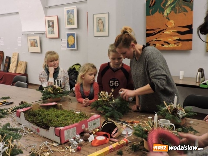 Zdjęcie w galerii na portalu naszwodzislaw.com: Tworzyli świąteczne ozdoby  wiadomości z regionu