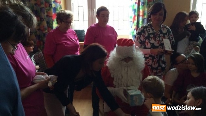 Zdjęcie w galerii na portalu naszwodzislaw.com: Święty Mikołaj odwiedził rydułtowski szpital  wiadomości z regionu