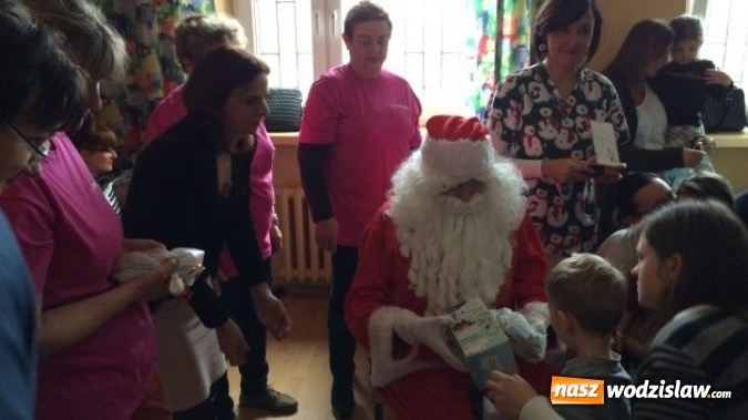 Zdjęcie w galerii na portalu naszwodzislaw.com: Święty Mikołaj odwiedził rydułtowski szpital  wiadomości z regionu