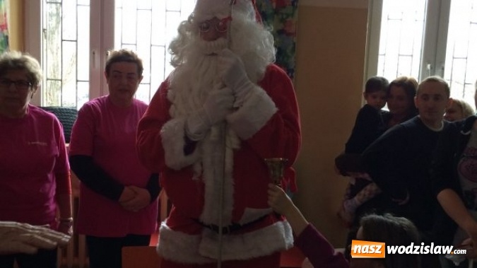 Zdjęcie w galerii na portalu naszwodzislaw.com: Święty Mikołaj odwiedził rydułtowski szpital  wiadomości z regionu