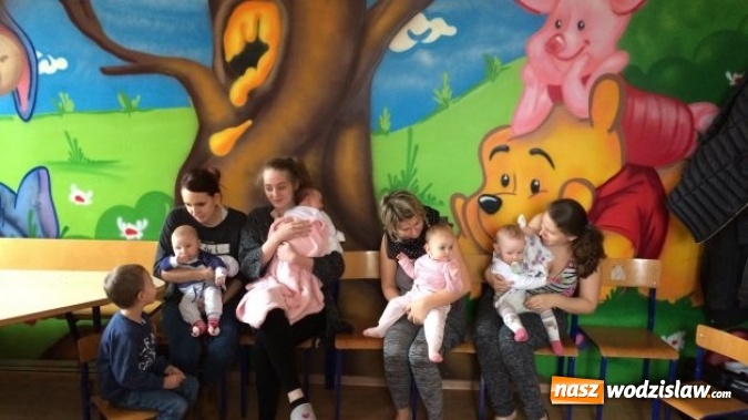 Zdjęcie w galerii na portalu naszwodzislaw.com: Święty Mikołaj odwiedził rydułtowski szpital  wiadomości z regionu