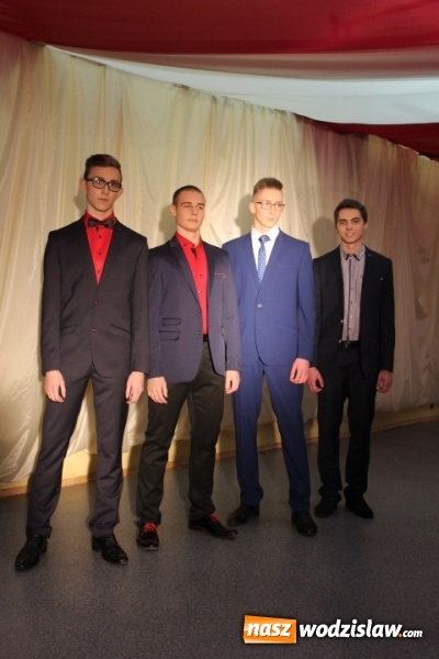 Zdjęcie w galerii na portalu naszwodzislaw.com: Działo się! Ekonomik w świecie mody wiadomości z regionu