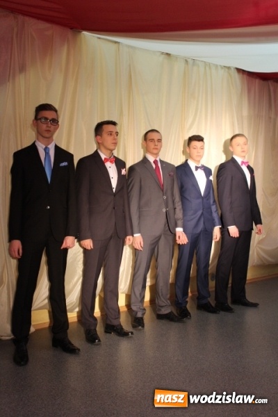 Zdjęcie w galerii na portalu naszwodzislaw.com: Działo się! Ekonomik w świecie mody wiadomości z regionu