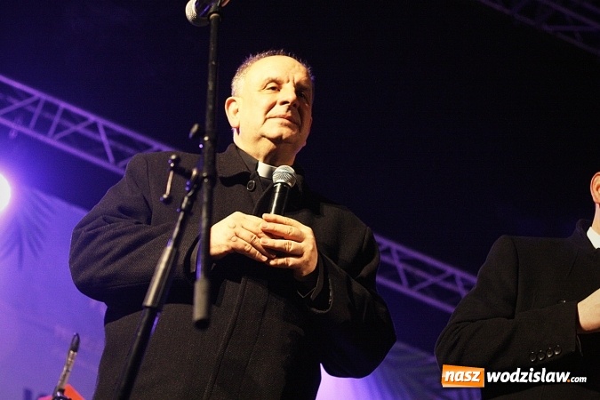 Zdjęcie w galerii na portalu naszwodzislaw.com: Wodzisławianie przełamali się opłatkiem z prezydentem  wiadomości z regionu