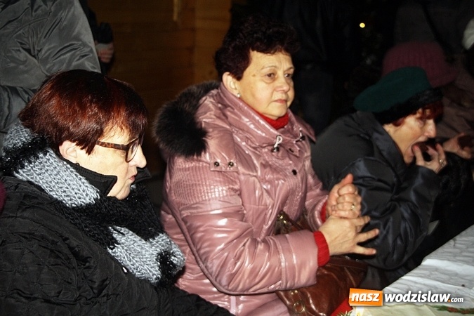 Zdjęcie w galerii na portalu naszwodzislaw.com: Wodzisławianie przełamali się opłatkiem z prezydentem  wiadomości z regionu