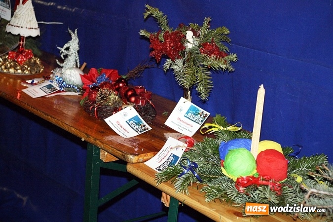 Zdjęcie w galerii na portalu naszwodzislaw.com: Wodzisławianie przełamali się opłatkiem z prezydentem  wiadomości z regionu