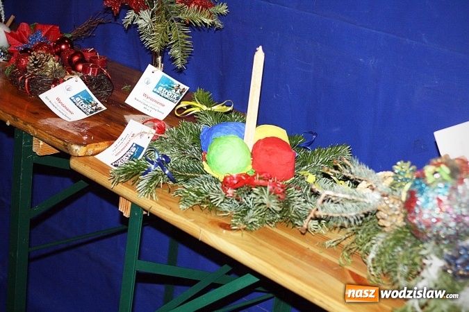 Zdjęcie w galerii na portalu naszwodzislaw.com: Wodzisławianie przełamali się opłatkiem z prezydentem  wiadomości z regionu