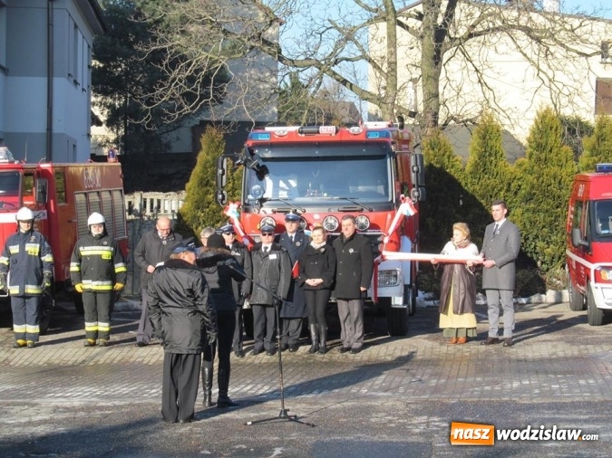 Zdjęcie w galerii na portalu naszwodzislaw.com: OSP Psz&oacute;w z nowym wozem strażackim wiadomości z regionu