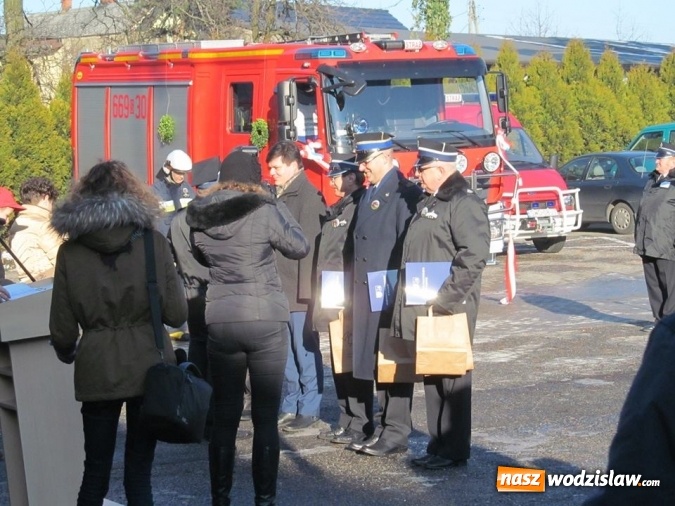 Zdjęcie w galerii na portalu naszwodzislaw.com: OSP Psz&oacute;w z nowym wozem strażackim wiadomości z regionu