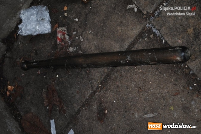 Zdjęcie w galerii na portalu naszwodzislaw.com: Wodzisław: Z kijem bejsbolowym napadł na salon gier wiadomości z regionu
