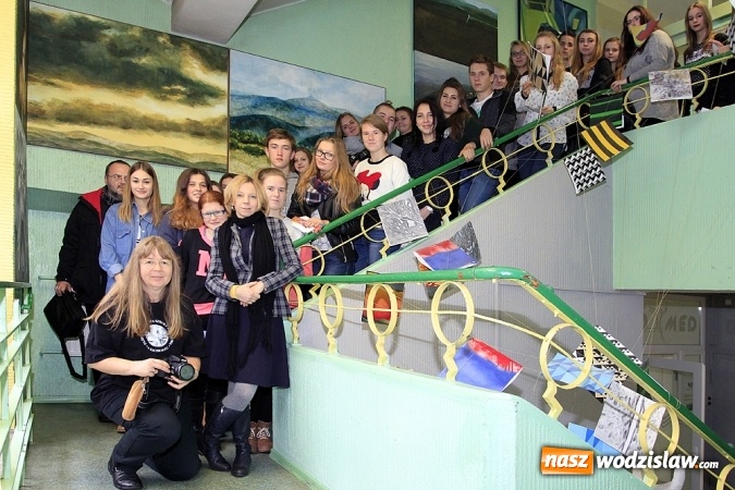 Zdjęcie w galerii na portalu naszwodzislaw.com: Młodzież bytomskiego Technikum zainteresowana studiami w Raciborzu  wiadomości z regionu