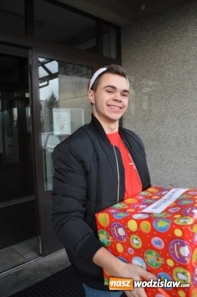 Zdjęcie w galerii na portalu naszwodzislaw.com: Szlachetna Paczka w ZST. Łączna wartość pomocy zamknęła się w kwocie 8170 zł  wiadomości z regionu