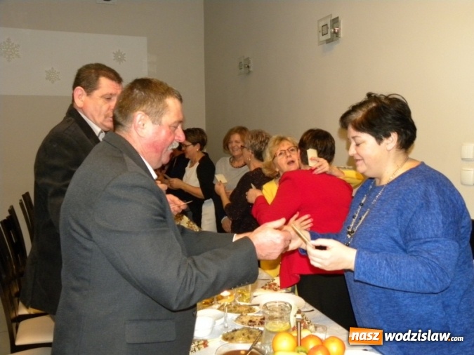 Zdjęcie w galerii na portalu naszwodzislaw.com: Tradycyjne spotkanie opłatkowe Związku Emerytów i Rencistów z Mszany  wiadomości z regionu