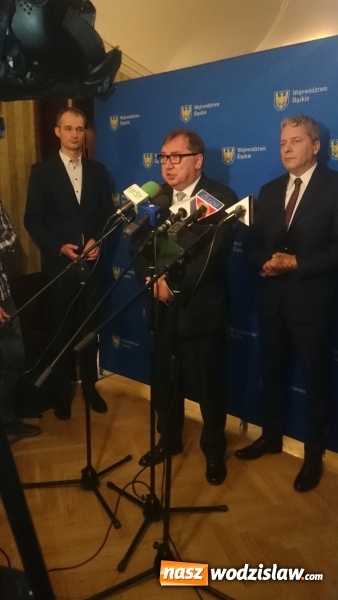 Zdjęcie w galerii na portalu naszwodzislaw.com: Konferencja prasowa dotycząca planowanych zmian w Ustawie Prawo Ochrony Środowiska wiadomości z regionu