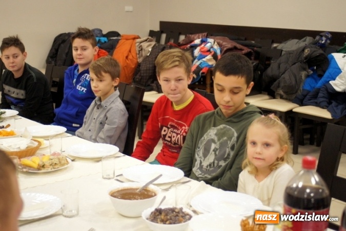 Zdjęcie w galerii na portalu naszwodzislaw.com: Piłkarze i działacze Startu Mszana spotkali się przy opłatku wiadomości z regionu