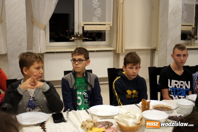 Zdjęcie w galerii na portalu naszwodzislaw.com: Piłkarze i działacze Startu Mszana spotkali się przy opłatku wiadomości z regionu