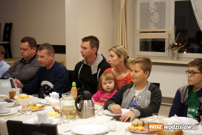 Zdjęcie w galerii na portalu naszwodzislaw.com: Piłkarze i działacze Startu Mszana spotkali się przy opłatku wiadomości z regionu