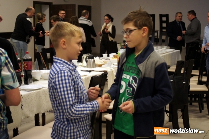 Zdjęcie w galerii na portalu naszwodzislaw.com: Piłkarze i działacze Startu Mszana spotkali się przy opłatku wiadomości z regionu